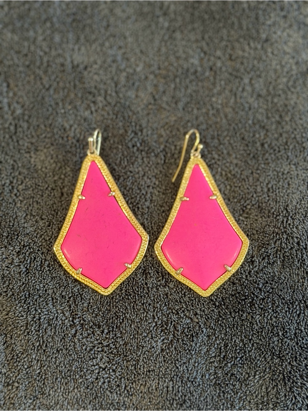 4 pair - Kendra Scott Earrings - Picture 3 of 4